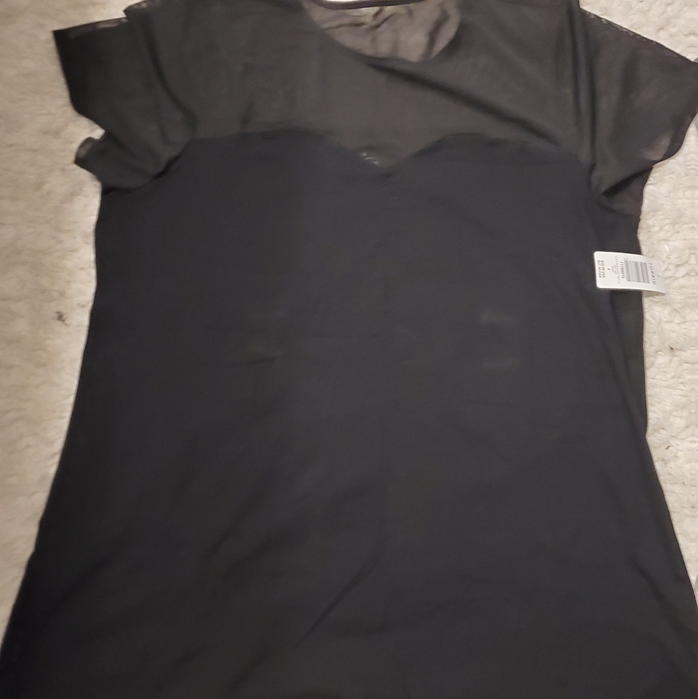 Torrid Black top
